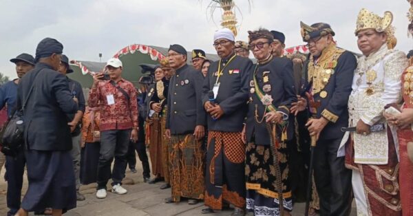Catatan Pelaksanaan Kirab Tumpeng Agung Nusantara Gotong-Royong ke-13 di Candi Palah Penataran