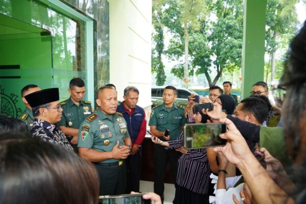 Pangdivif 2 Kostrad Gelar Coffee Morning dengan Insan Pers