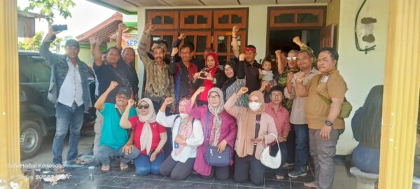 Wartawan Nganjuk Bersatu, dalam Halalbihalal dan Peresmian Kantor DPC Pro Jurnalismedia Siber