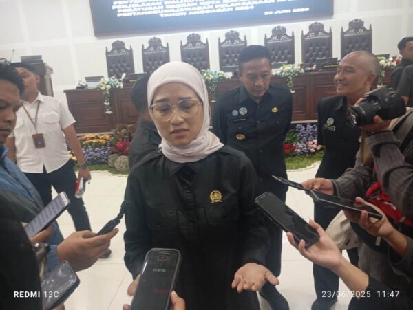 Rapat Paripurna DPRD Kota Malang Membahas Pandangan Umum Fraksi