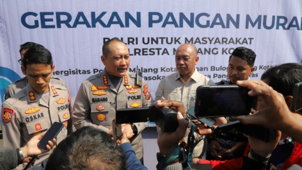 Gerakan Pangan Murah Polri Tahap Dua, Kapolresta Malang Kota Berangkatkan 48.5 Ton Beras SPHP Bulog