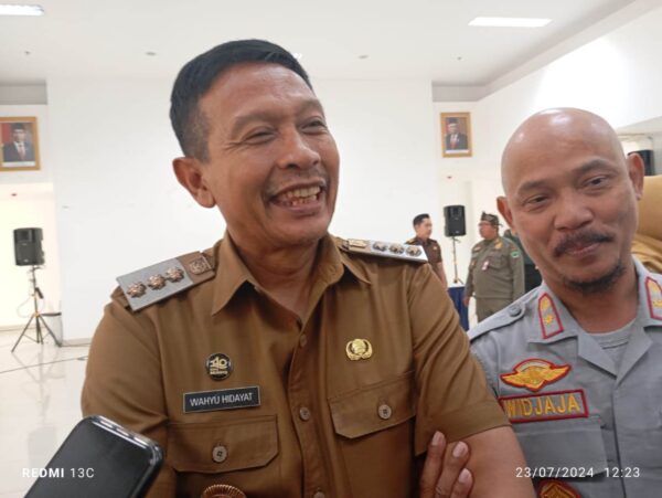 Wali Kota Wahyu Hidayat Pantau Ujicoba Lalu Lintas Kawasan Pasar Oro Oro Dowo