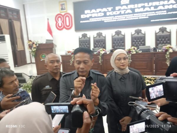 Banyak Interupsi dari Anggota DPRD Kota Malang saat Wali Kota Membacakan Pandangan Umum Fraksi
