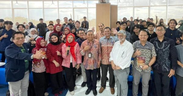 Peluang dan Tantangan Dinamika Ekonomi dan Keamanan di Kawasan Asia dan Pasifik Bagi Indonesia, serta Book Launching: Pengantar Studi Hubungan Bilateral Tiongkok Dengan Negara-Negara di Asia dan Pasifik