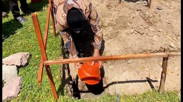 Peletakan Batu Pertama Tiga Tempat Ibadah di SMPN 3 Grogol Simbol Harmoni di Dunia Pendidikan oleh Kadisdik Kabupaten Kediri