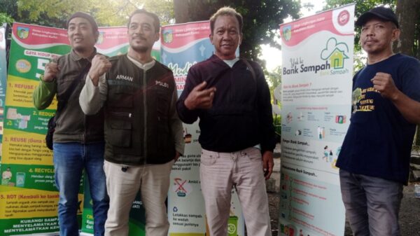 Sosialisasi Pemberlakuan Perbup Tentang Pembatasan Bungkus Plastik Sekali Pakai Perbup No. 35/2025