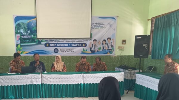 SMPN 1 Wates Perkuat Kolaborasi Sekolah dan Orang Tua melalui Parenting