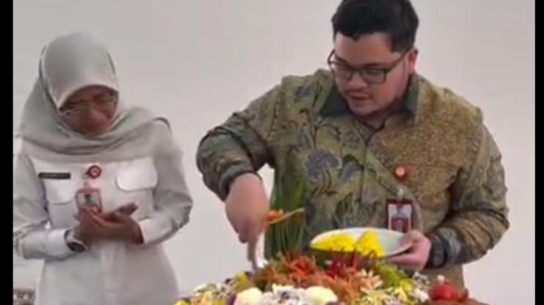 Mas Dhito Tekankan Peningkatan Pelayanan Publik
