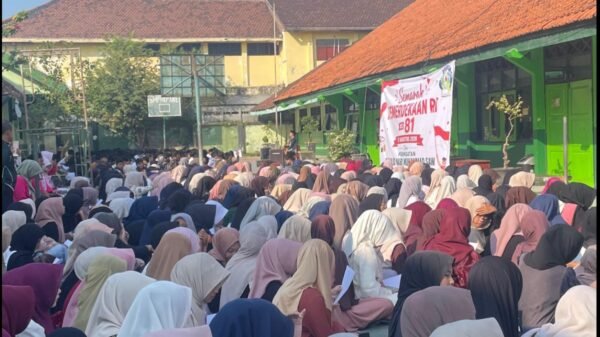 Pengelolaan Dana BOS SMPN 4 Pare Mengacu Regulasi, Pengawasan dan Akuntabilitas Diperketat